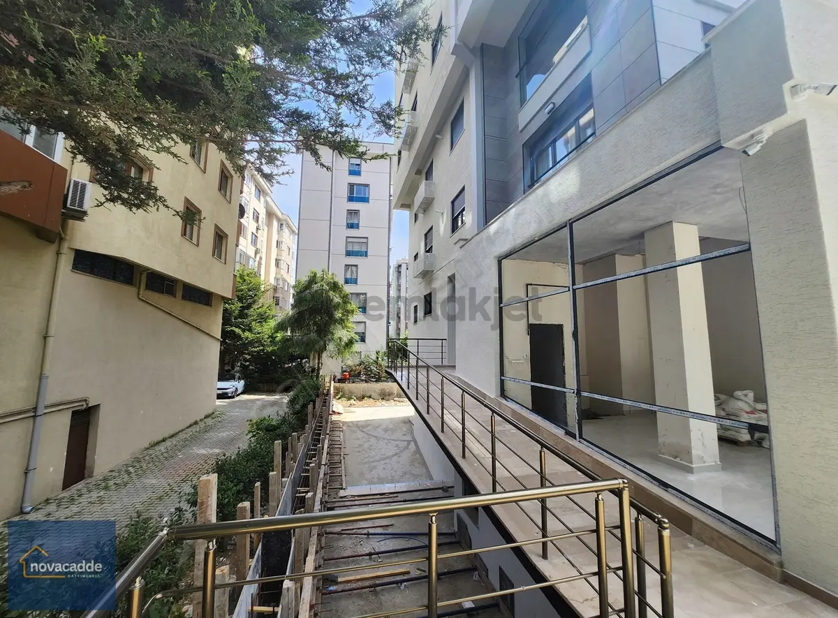 Kozyatağı Marmara Cad Üzerinde Geniş 2+1 Sıfır Daire - 10