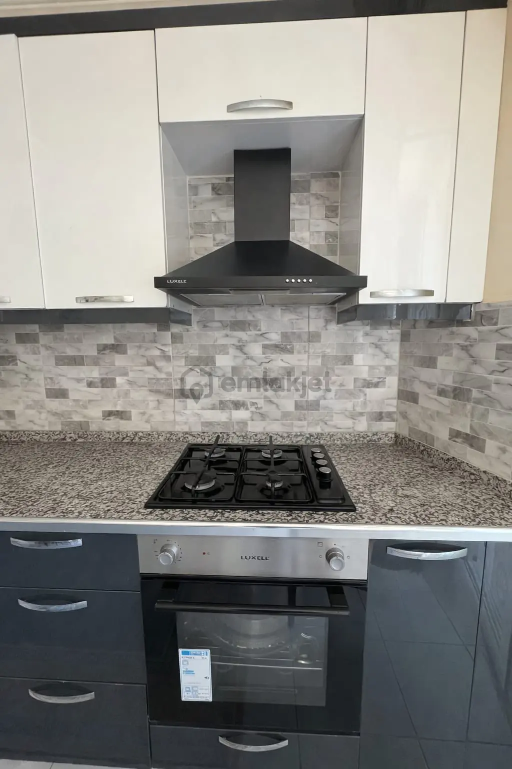 Çift Cepheli Kapalı Otoparklı 2+1 - 18