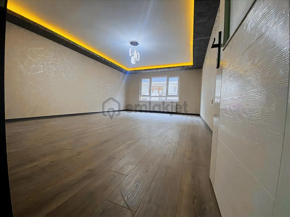 Kuşcağız Merkez De 3+1 Kat Da Sarışıl Daire Teras Balkonlu - 27