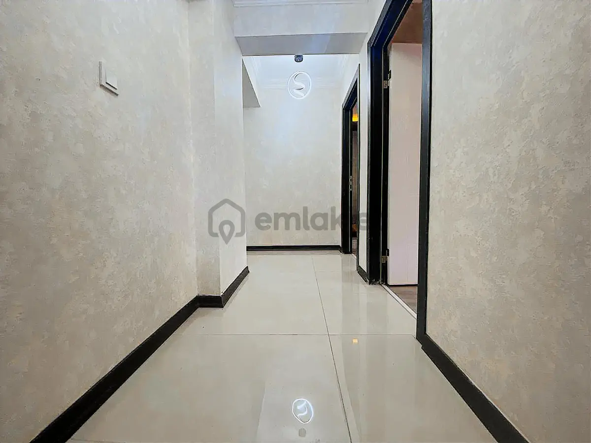Kuşcağız Merkez De 3+1 Kat Da Sarışıl Daire Teras Balkonlu - 12