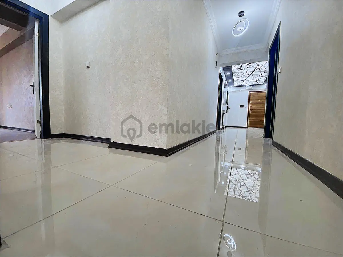 Kuşcağız Merkez De 3+1 Kat Da Sarışıl Daire Teras Balkonlu - 8