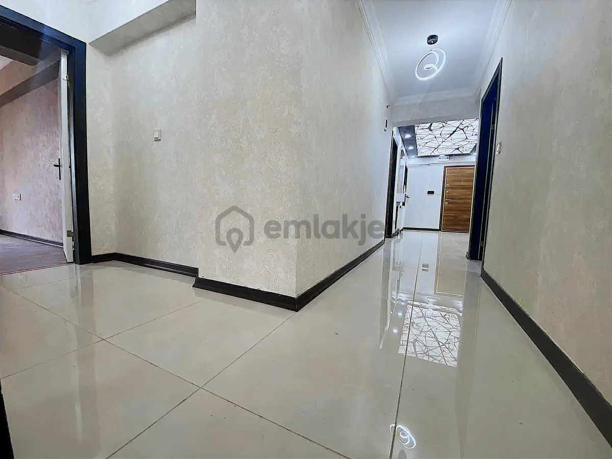 Kuşcağız Merkez De 3+1 Kat Da Sarışıl Daire Teras Balkonlu - 9