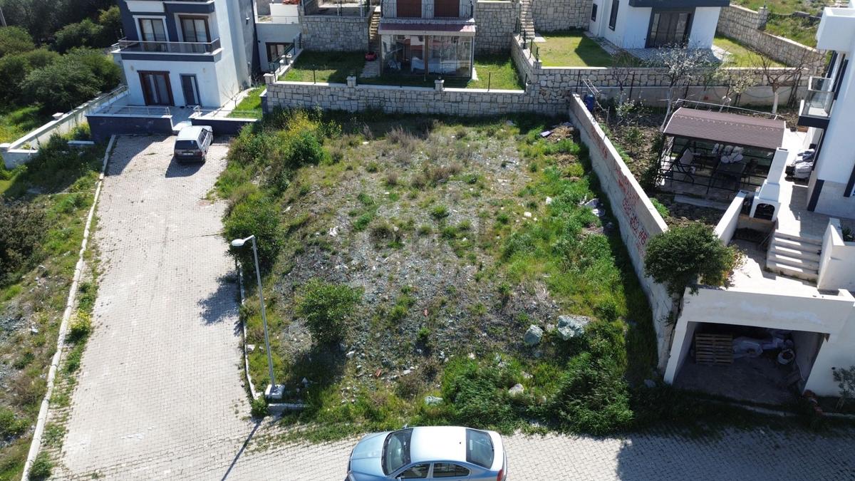 Akarca’da Plaja Yakın, Site İçerisinde İmarlı Arsa Fırsatı - 15