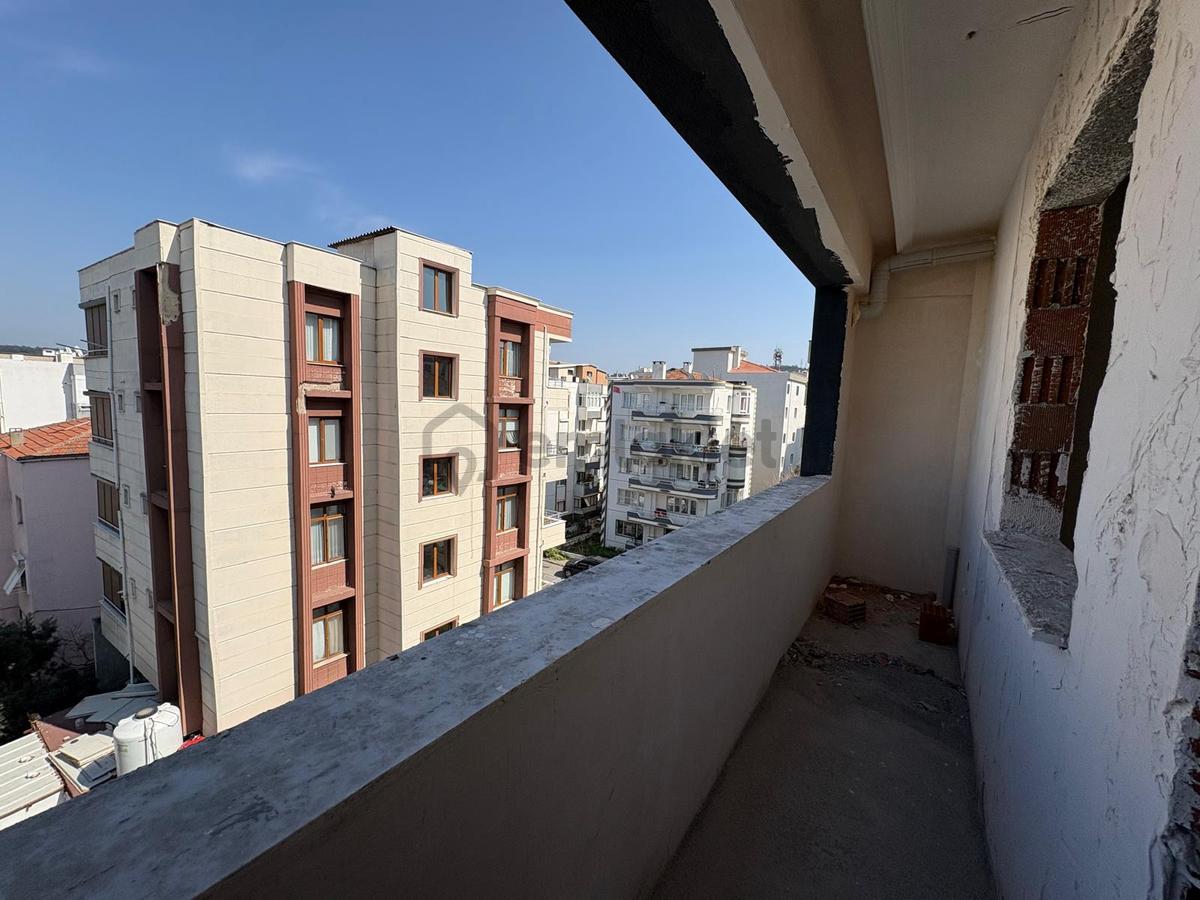 Merkezde 3+1 Kapalı Mutfak Ebeveyn Banyolu Ara Kat Satılık - 17