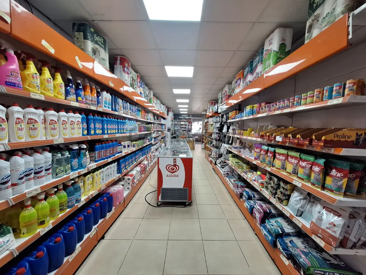 Kayışdağın'da Devren Satılık Market - 3
