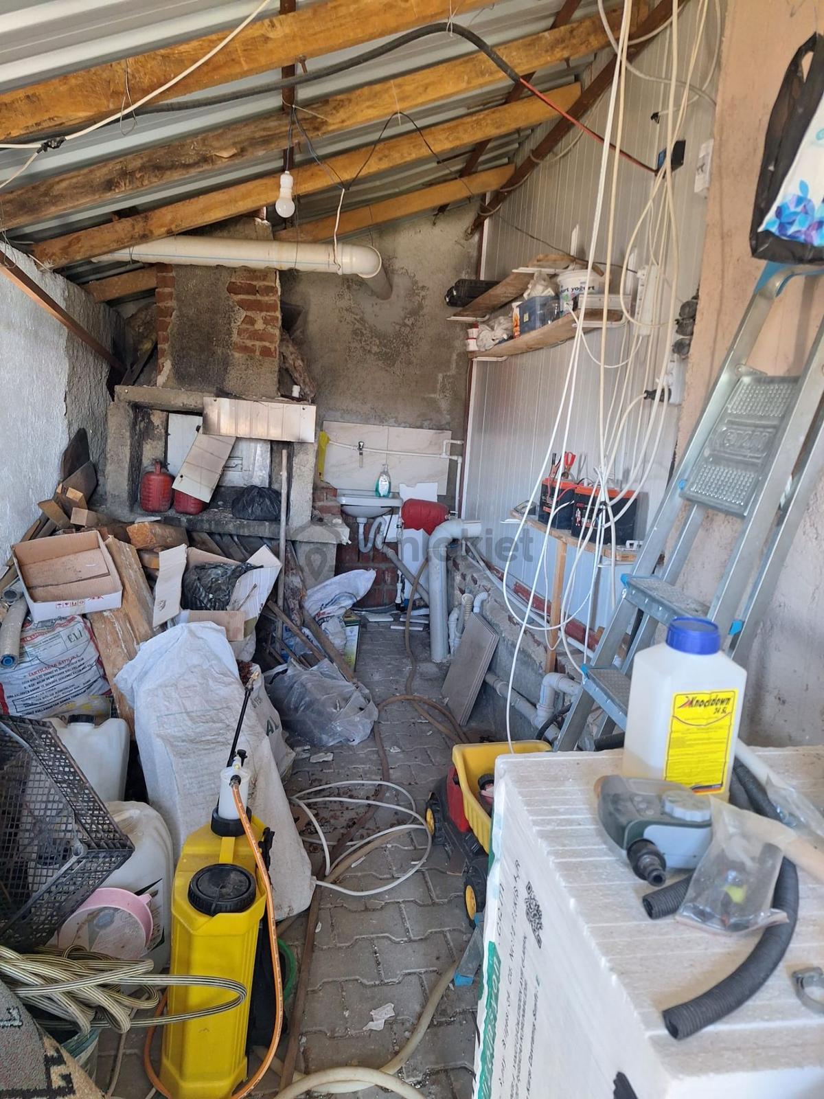 Sulukkaraağaç Da 538m2 Arsa İçerisinde Köy Evi - 26