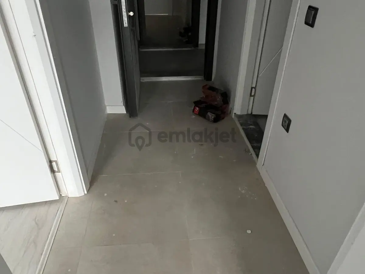 Teyyaredüzünde Kiralık 1+1 Sıfır Daire Asansörlü - 7