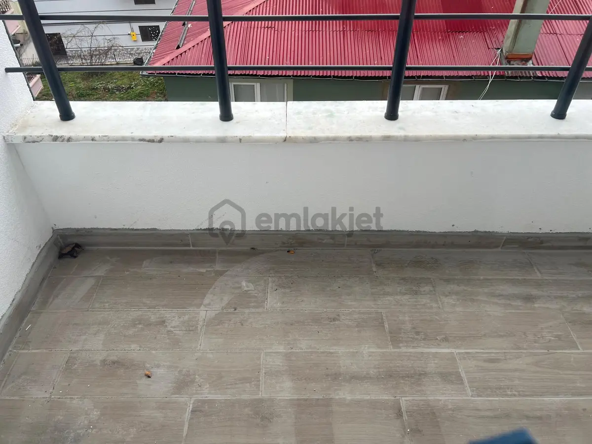 Teyyaredüzünde Kiralık 1+1 Sıfır Daire Asansörlü - 6