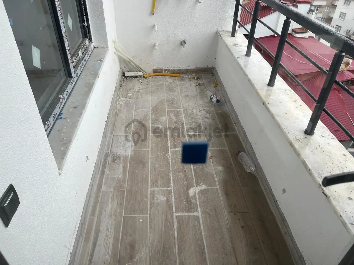 Teyyaredüzünde Kiralık 1+1 Sıfır Daire Asansörlü - 19