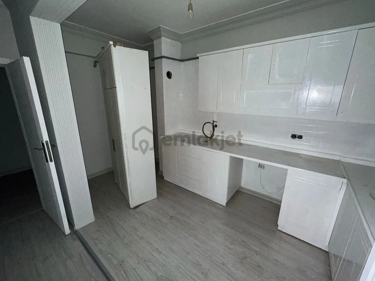 Trabzon Beşirli'de Kiralık 2+1 Daire - 4