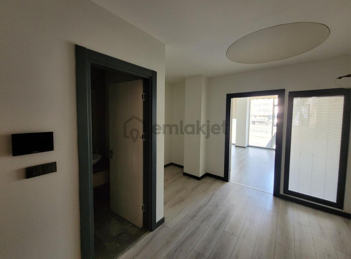 Merkezde Donanımlı Ofis - 30