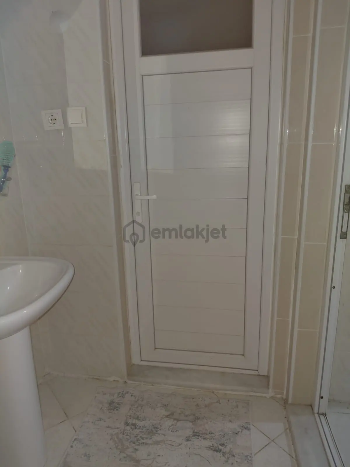 Manisa Salihli'de Satılık 3+1 Daire Kurtuluş Mah - 17