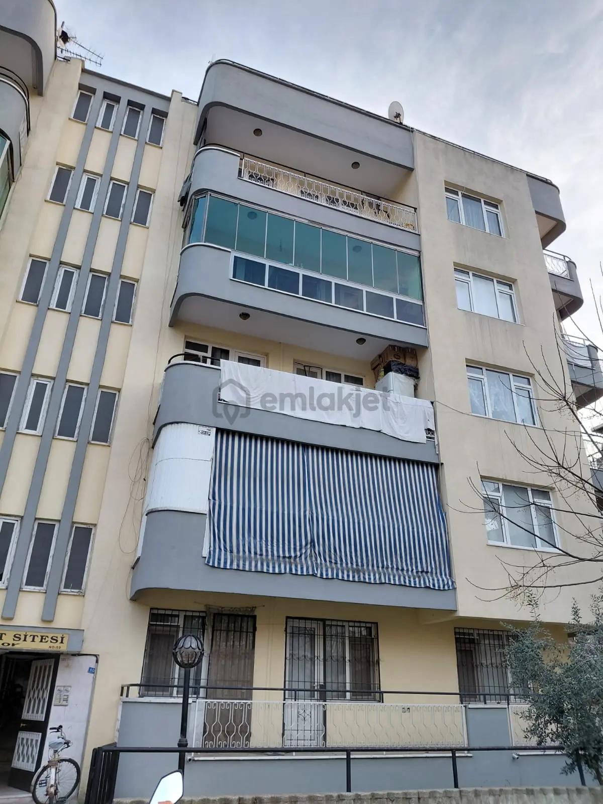 Manisa Salihli'de Satılık 3+1 Daire Kurtuluş Mah - 20