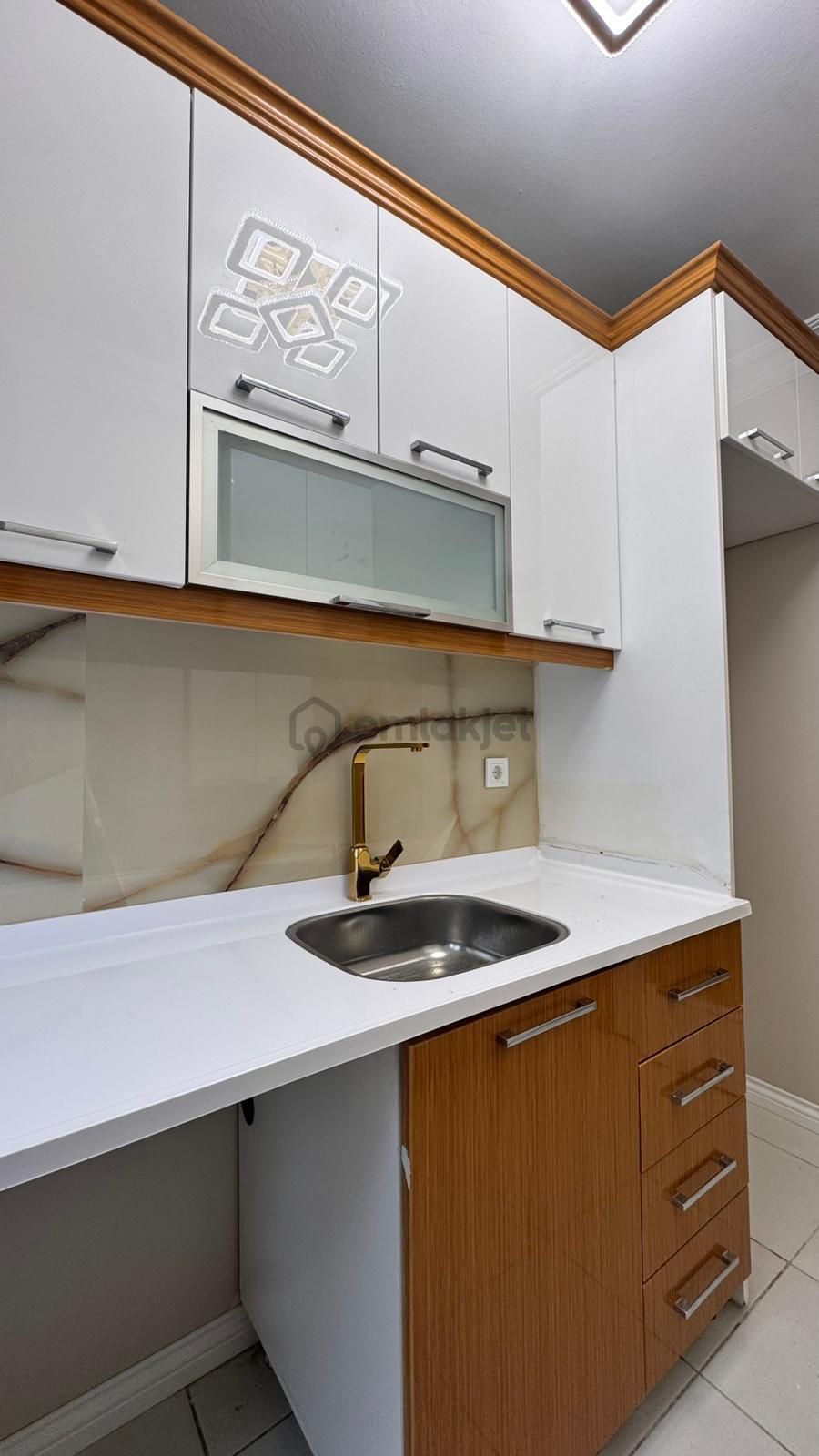 Boss Yapı'dan Güzelyurt Mh'de Metrobüse 3 Dk 2+1 Full Dekorlu Arakat Daire - 24