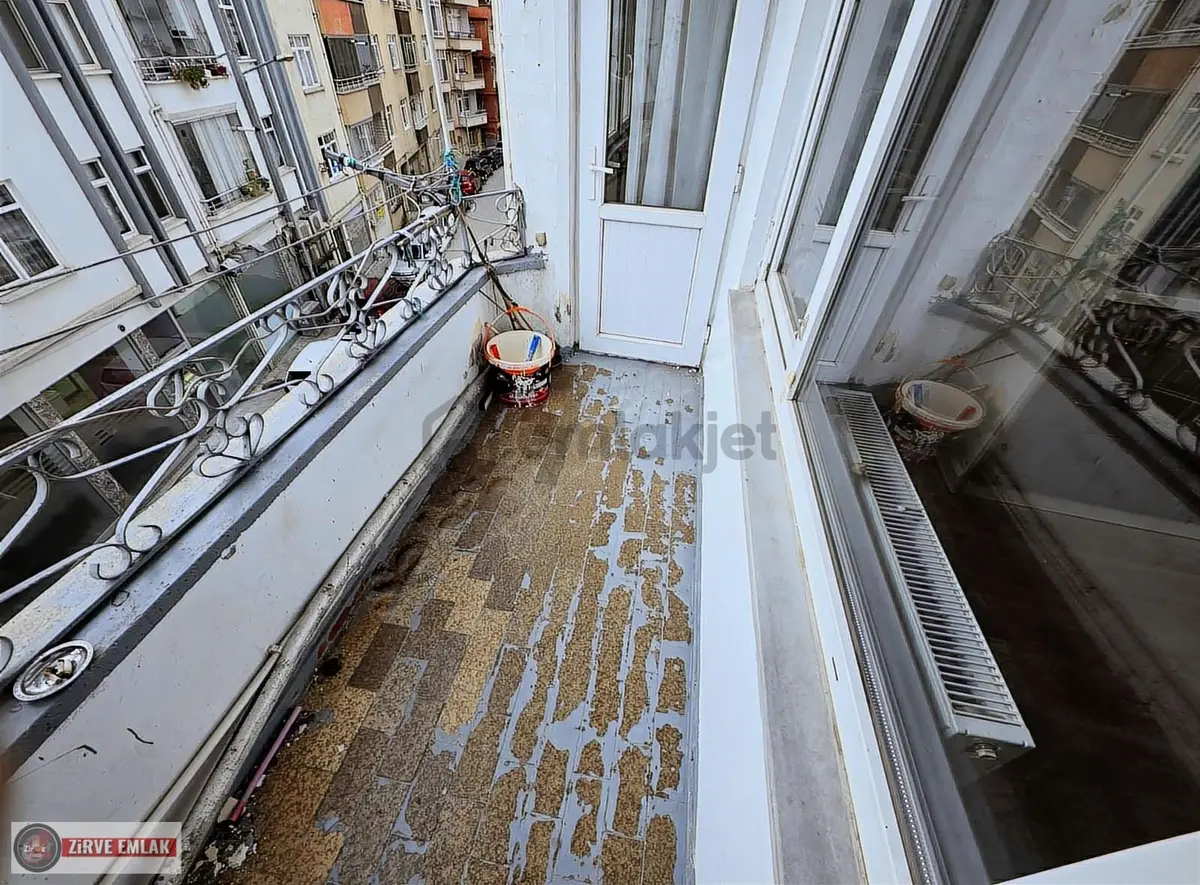 Şarkiye...her Yer Yürüme Mesafesi...ara Kat... - 5