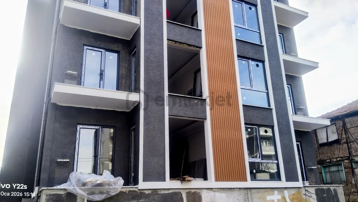 Şehir Hastanesine Yakın 1+1 Daireler - 4