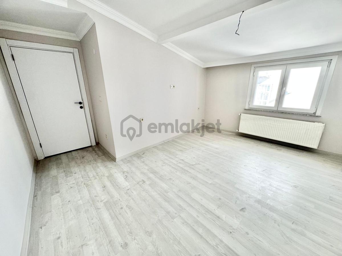 Kağıthane Çeliktepe'de Satılık 3+1 Çatı Katı Daire - 17