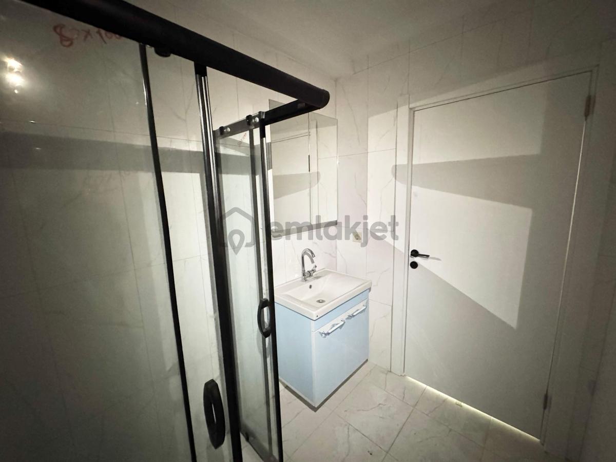 Kağıthane Çeliktepe'de Satılık 3+1 Çatı Katı Daire - 7