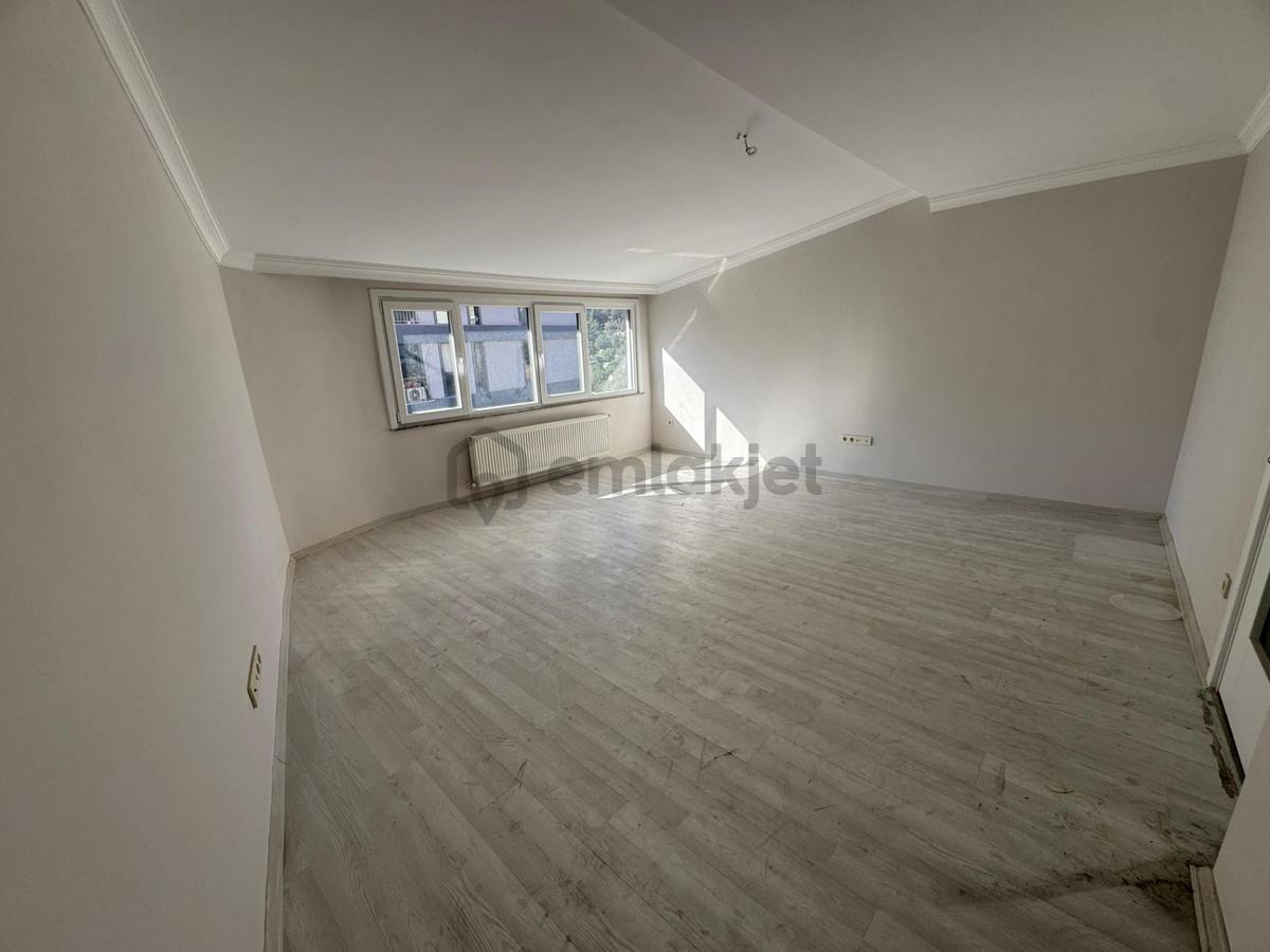Kağıthane Çeliktepe'de Satılık 3+1 Çatı Katı Daire - 22