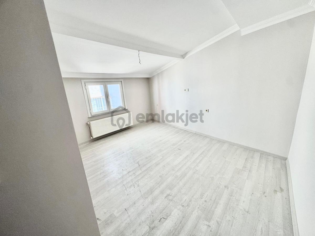 Kağıthane Çeliktepe'de Satılık 3+1 Çatı Katı Daire - 16