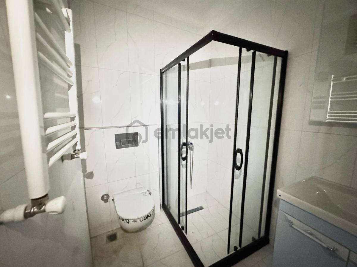 Kağıthane Çeliktepe'de Satılık 3+1 Çatı Katı Daire - 5