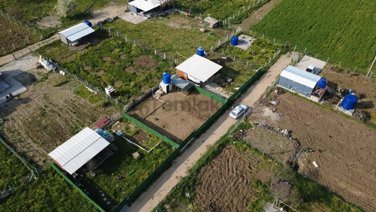 Çıtakta 213m2 İçerisinde Konteyner Bulunan Tarla - 9