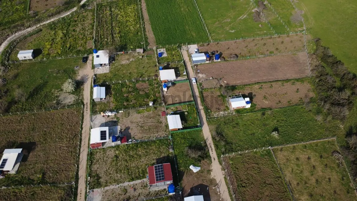 Çıtakta 213m2 İçerisinde Konteyner Bulunan Tarla - 27