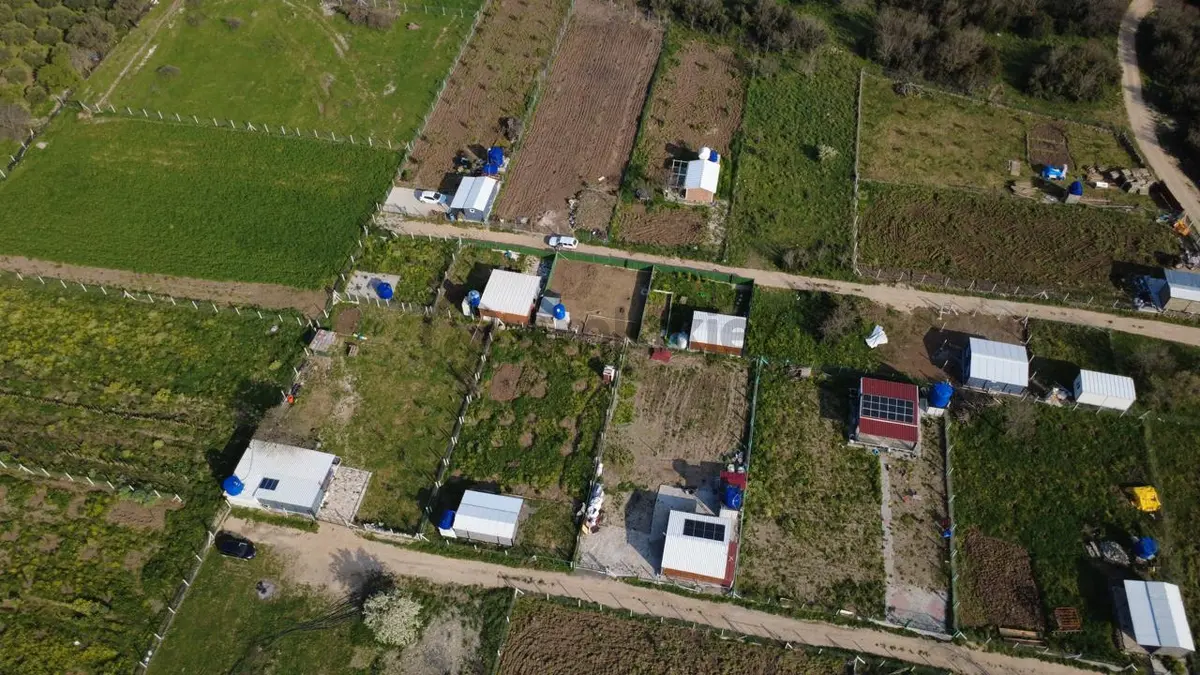 Çıtakta 213m2 İçerisinde Konteyner Bulunan Tarla - 25