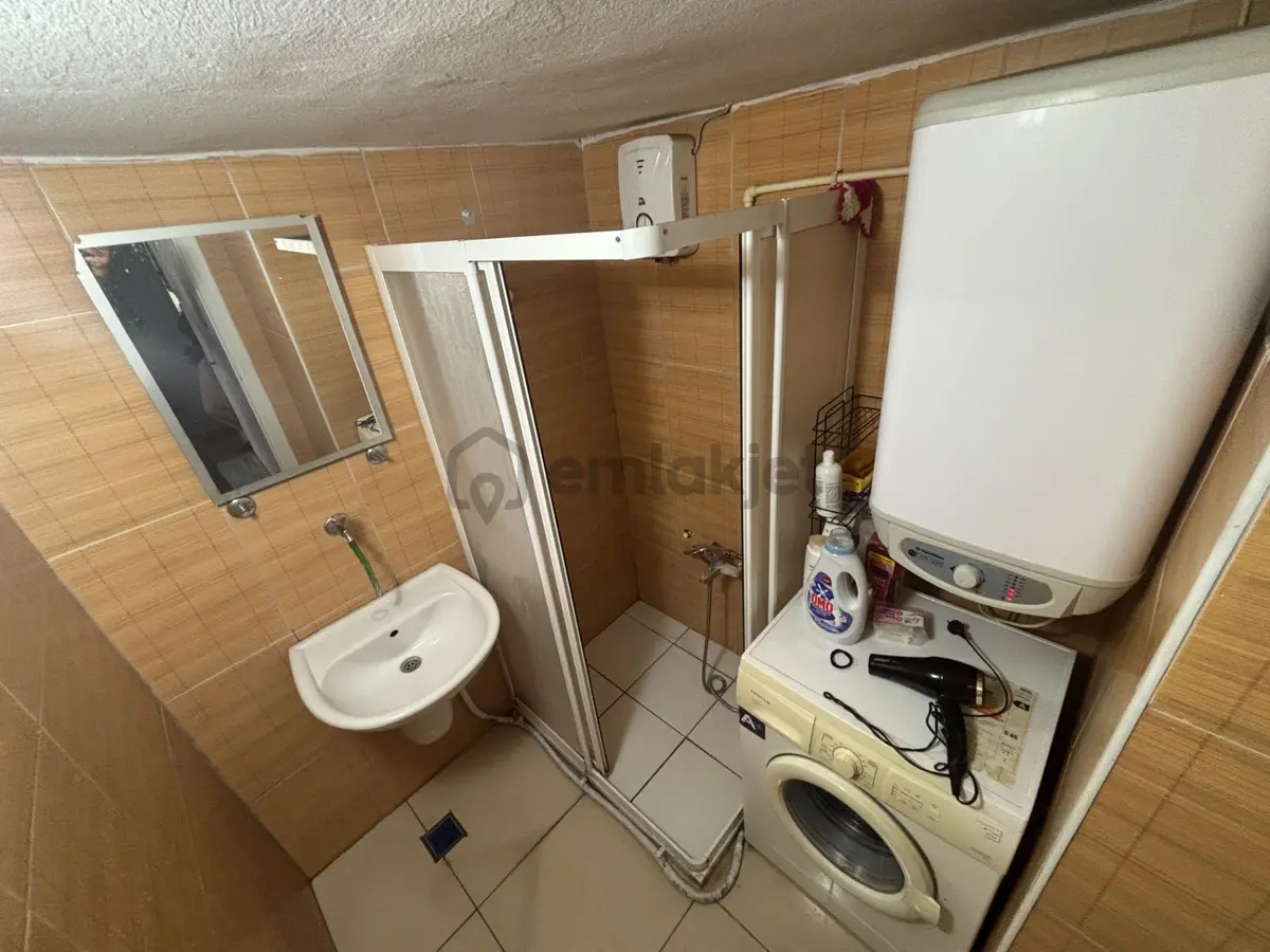 Şehrin Merkezinde Güllük Ptt Yakını Yatırımlık Daire - 26