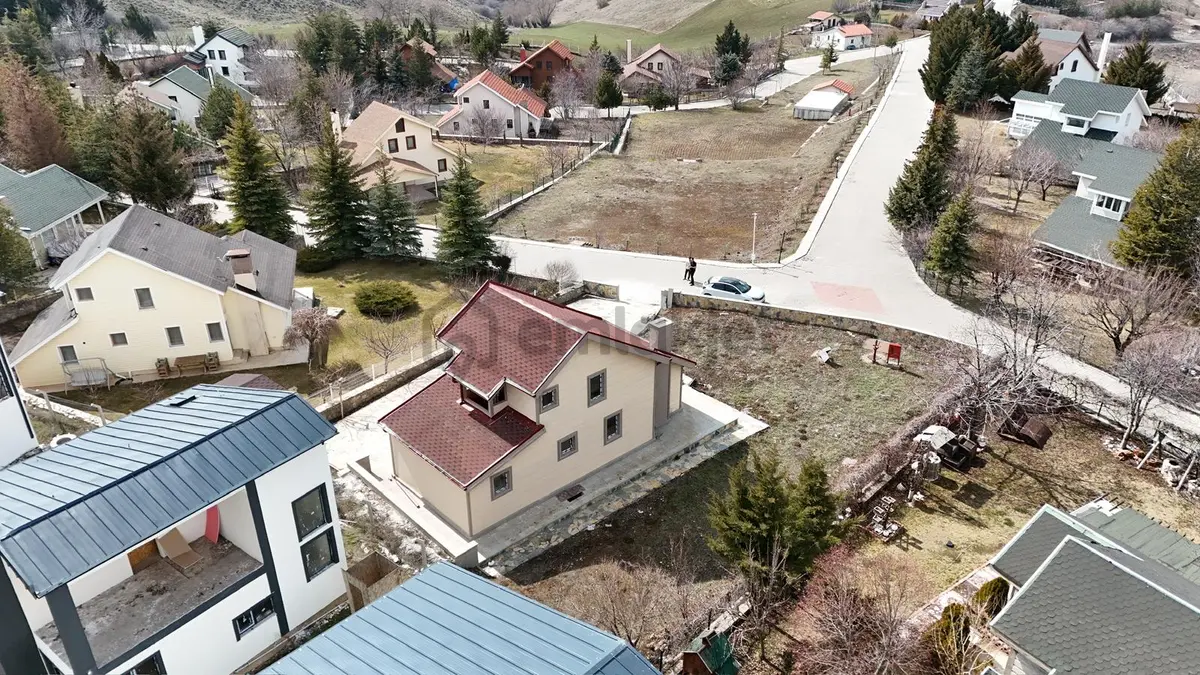 Gölbaşı Beynam'da Doğayla İç İçe ,müstakil Satılık Lüks Villa - 4