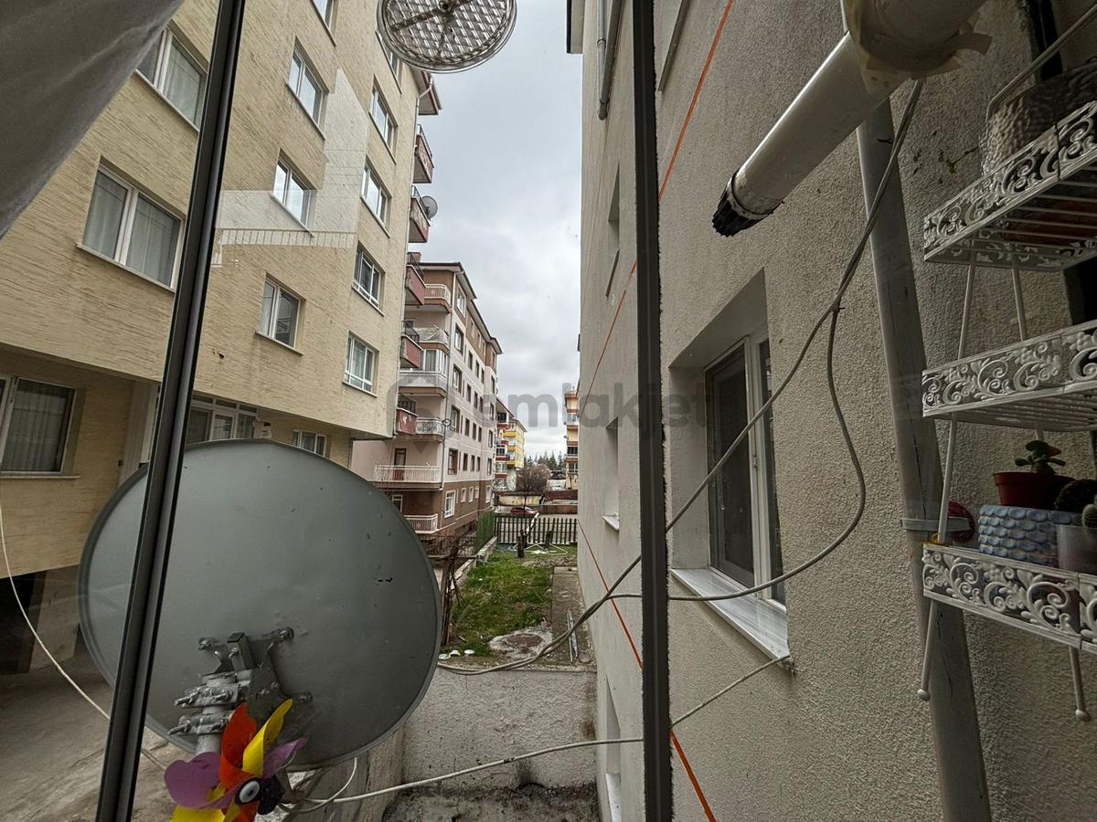Pursaklar Da 2+1 Kat Konumlu Satılık Kot - 24