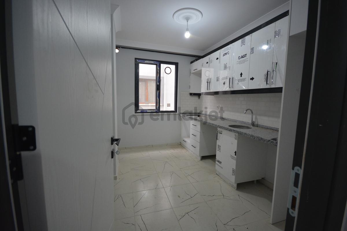 Satılık Yeni Binada 2+1 Merkezi Konumda Ara Kat Daire - 2
