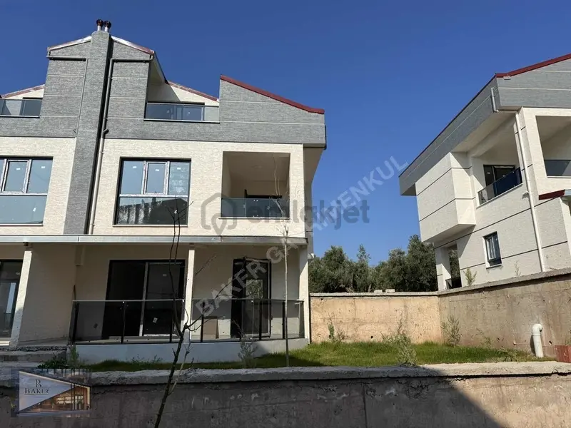 Baker'den Kurşunluda Takasa Açık Sıfır Triplex Villa - 19