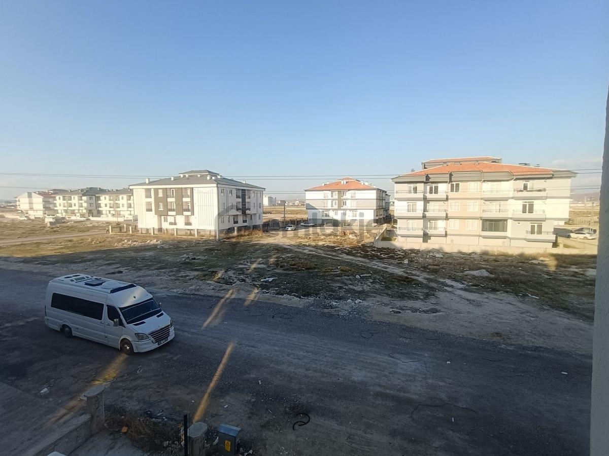 Aratol İstiklal Ara Kat Köşe Daire - 16