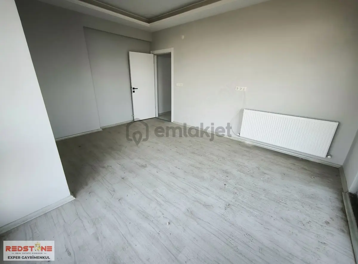 Karasu Havuzlu Sitede M.ayrı Deniz Gören Ara Kat Sıfır 2+1 Daire - 26