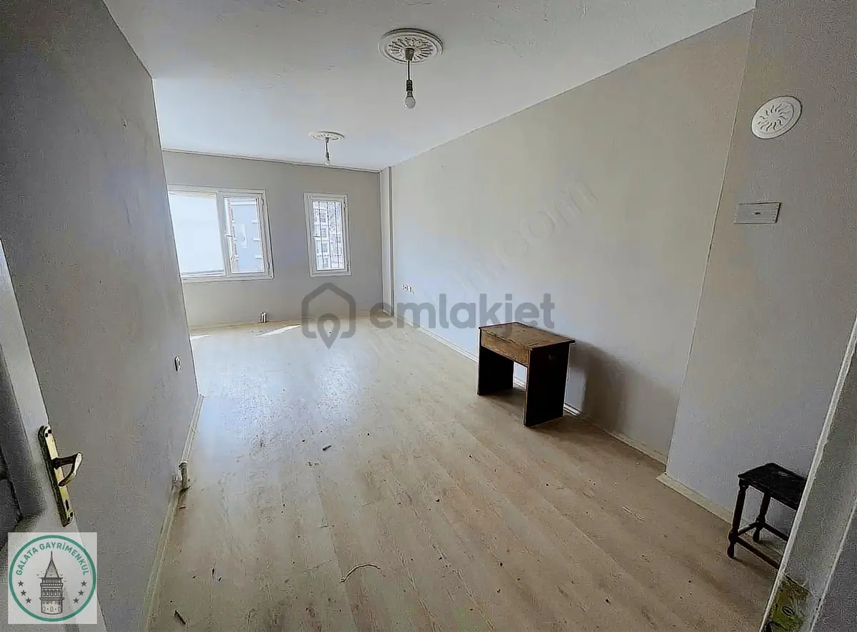 Galata'dan Kısa Süreliğine Site İçerisinde 3+1 Satılık Daire - 21