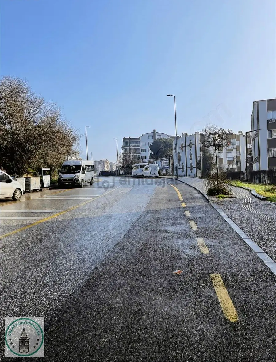 Galata'dan Kısa Süreliğine Site İçerisinde 3+1 Satılık Daire - 9
