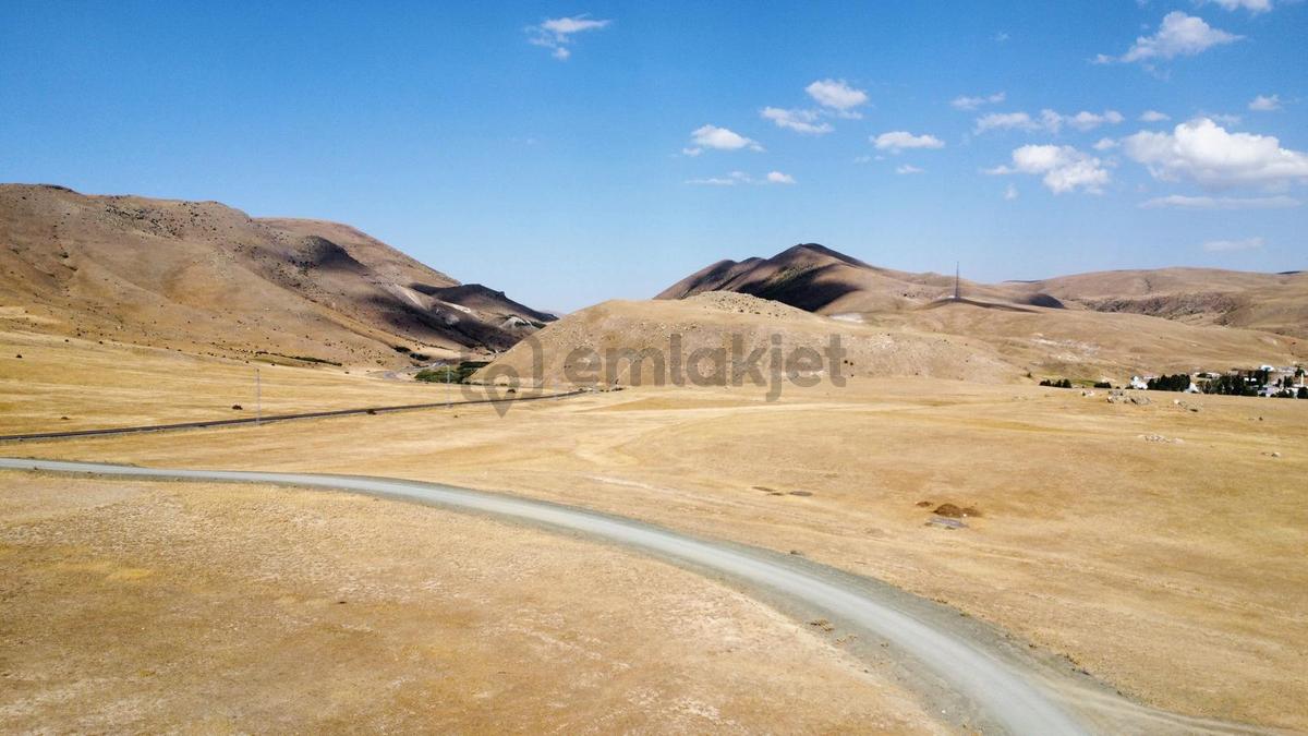 Ağrı'da Satılık Tarla - 27