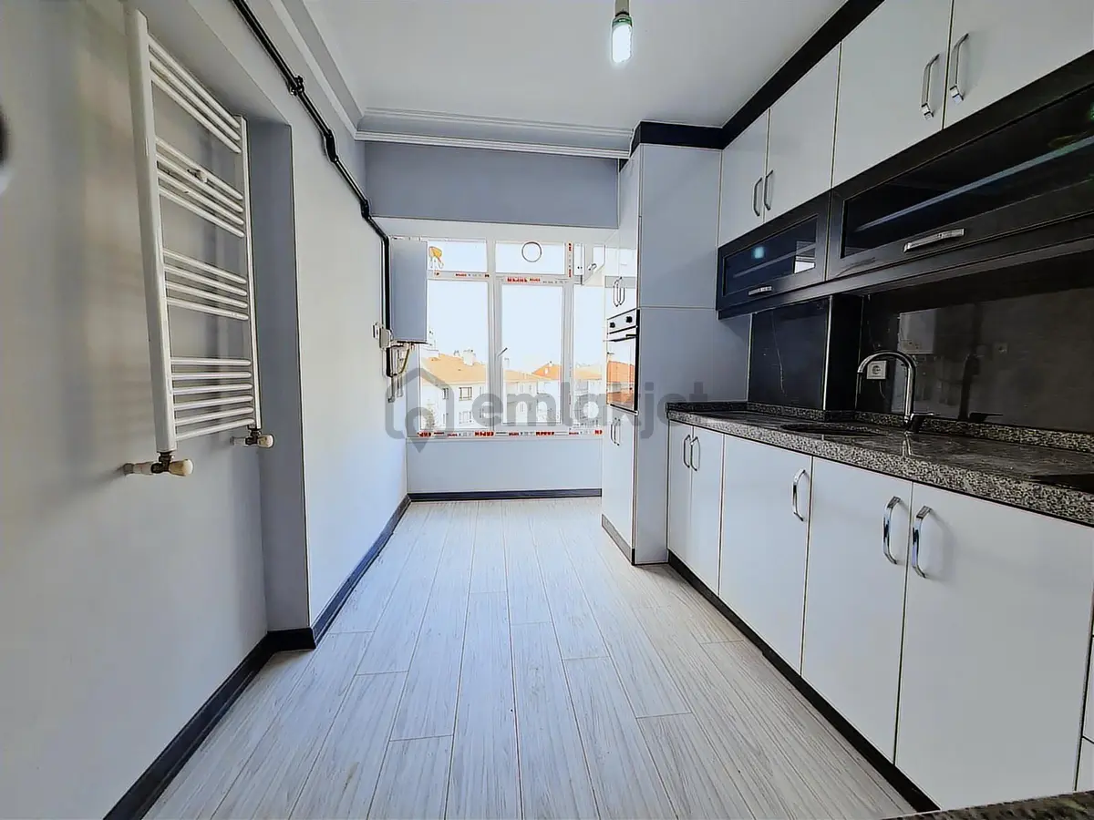 İstasyon Mh. Asansörlü Binada Full Yapılı 3+1 Daire - 6