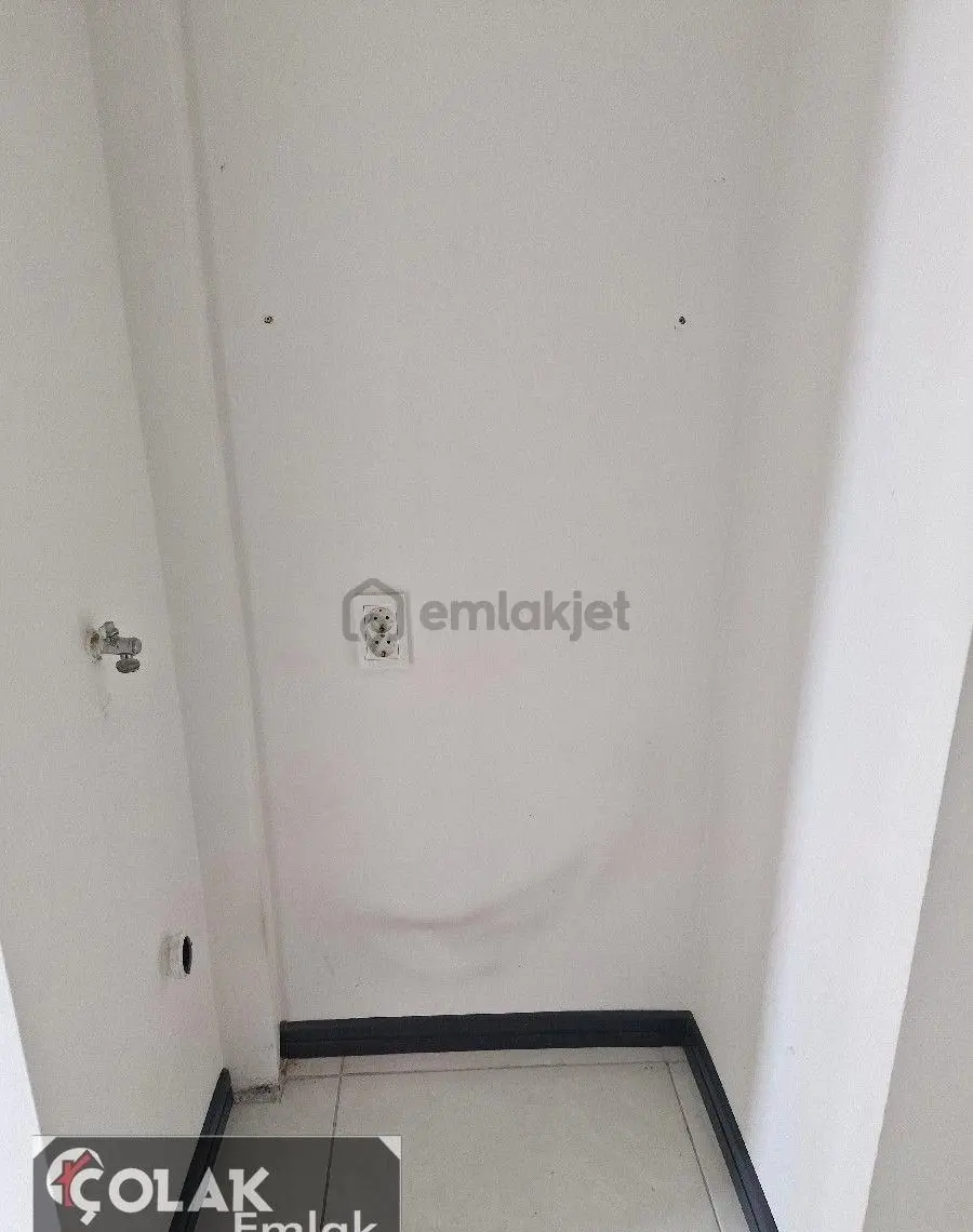 Gülistan Mah. Site İçerisinde Ara Kat 2+1 Daire - 14