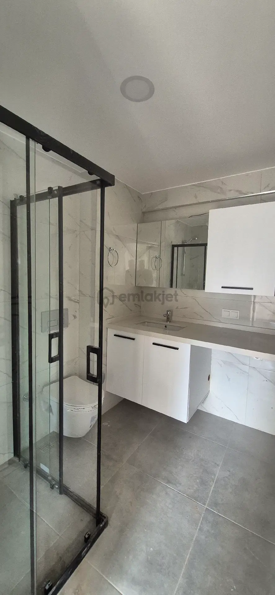 Bayraklı Da 3+1 Kiralık Lüks Daire. - 24