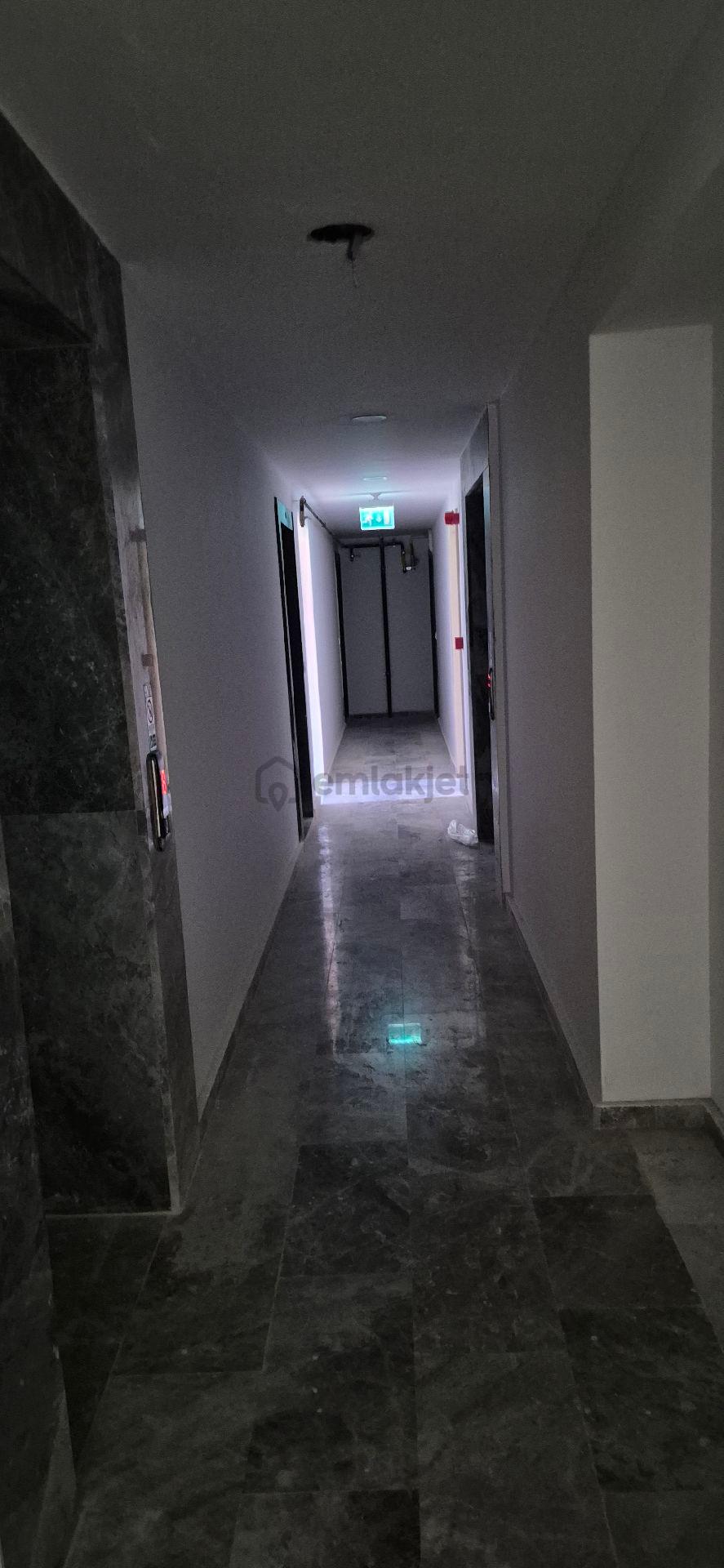 Bayraklı Da 3+1 Kiralık Lüks Daire. - 32