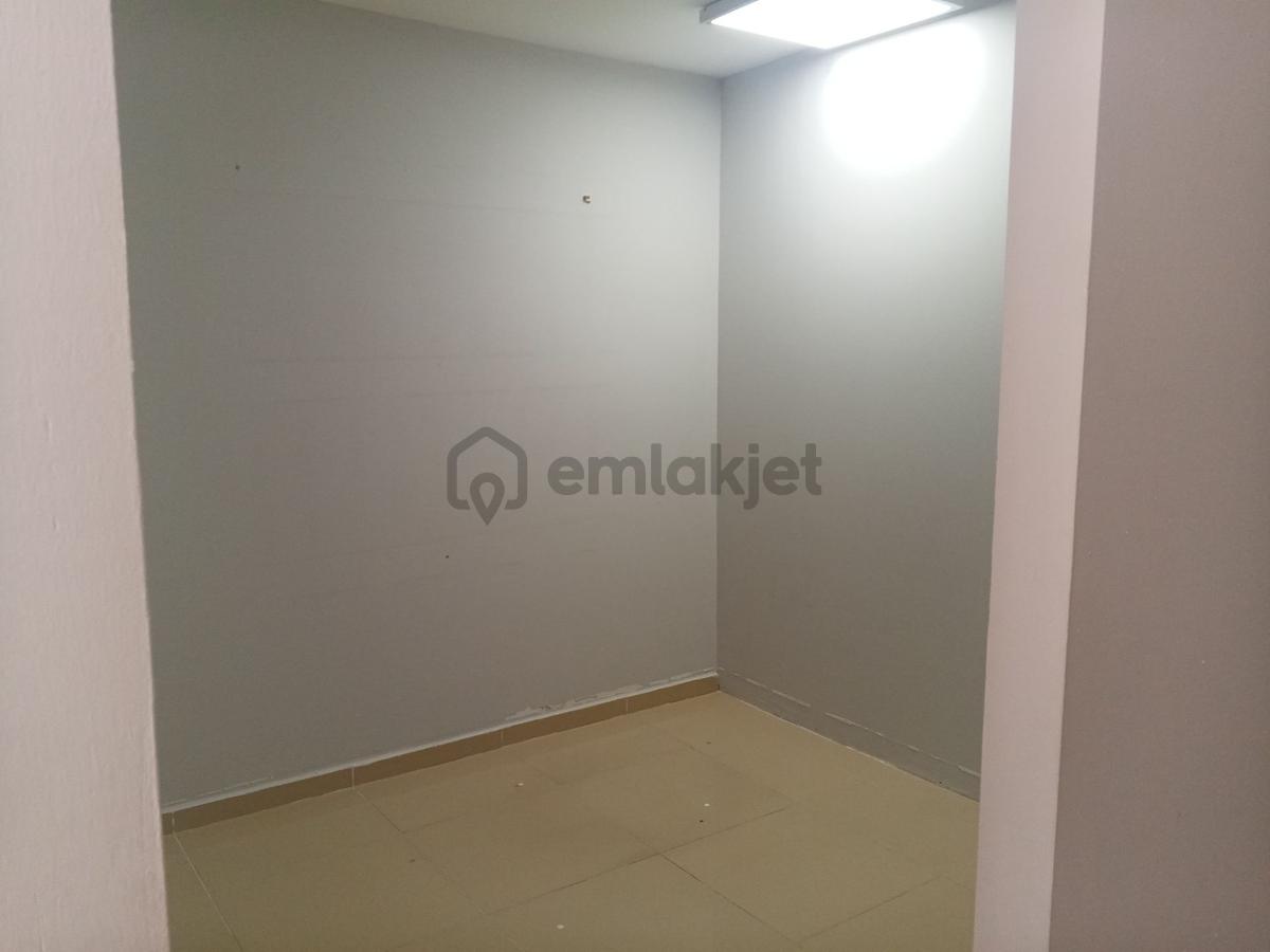 Yarımcapark İşmerkezinde Satılık Dükkan - 6