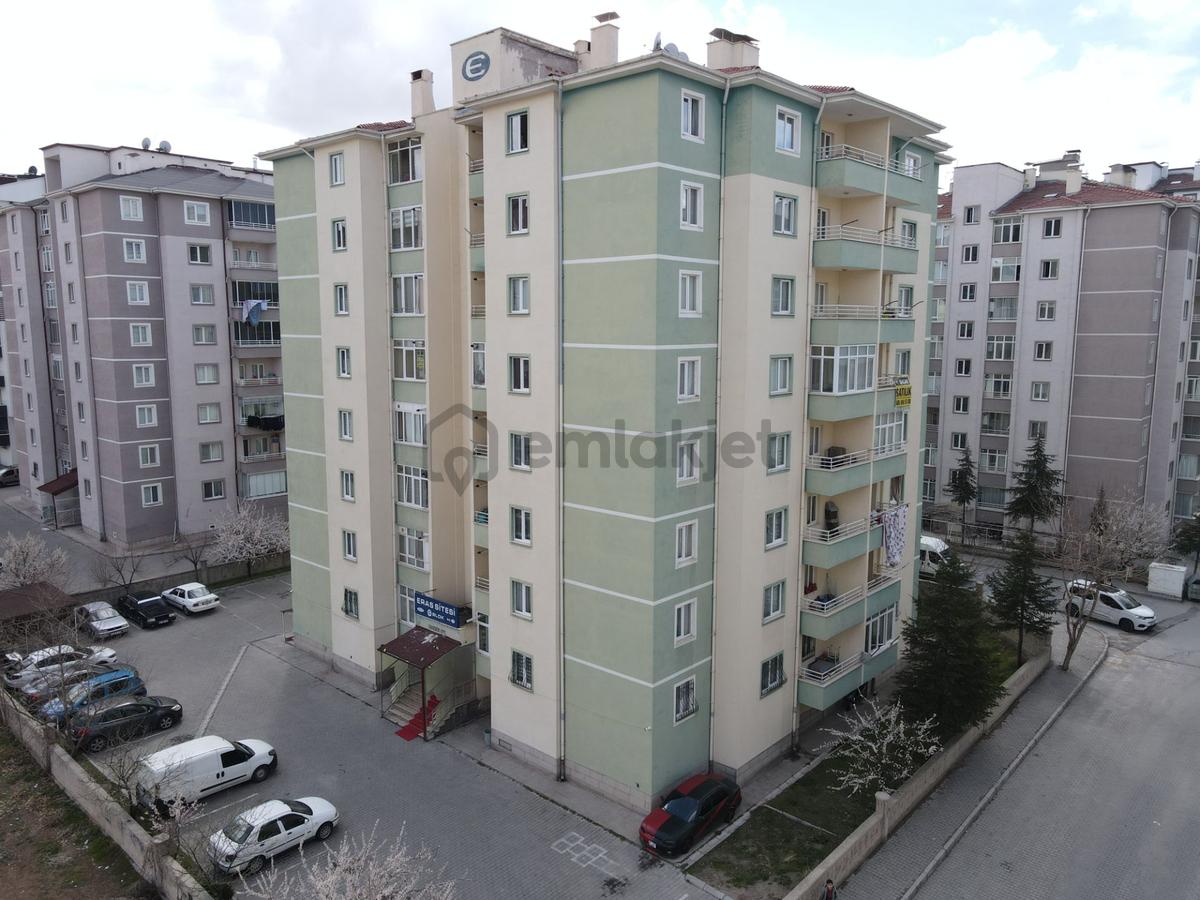 Şanlıbaba Emlaktan Cevher Dudayev Mahallesinde Satılık 3+1 Daire - 32