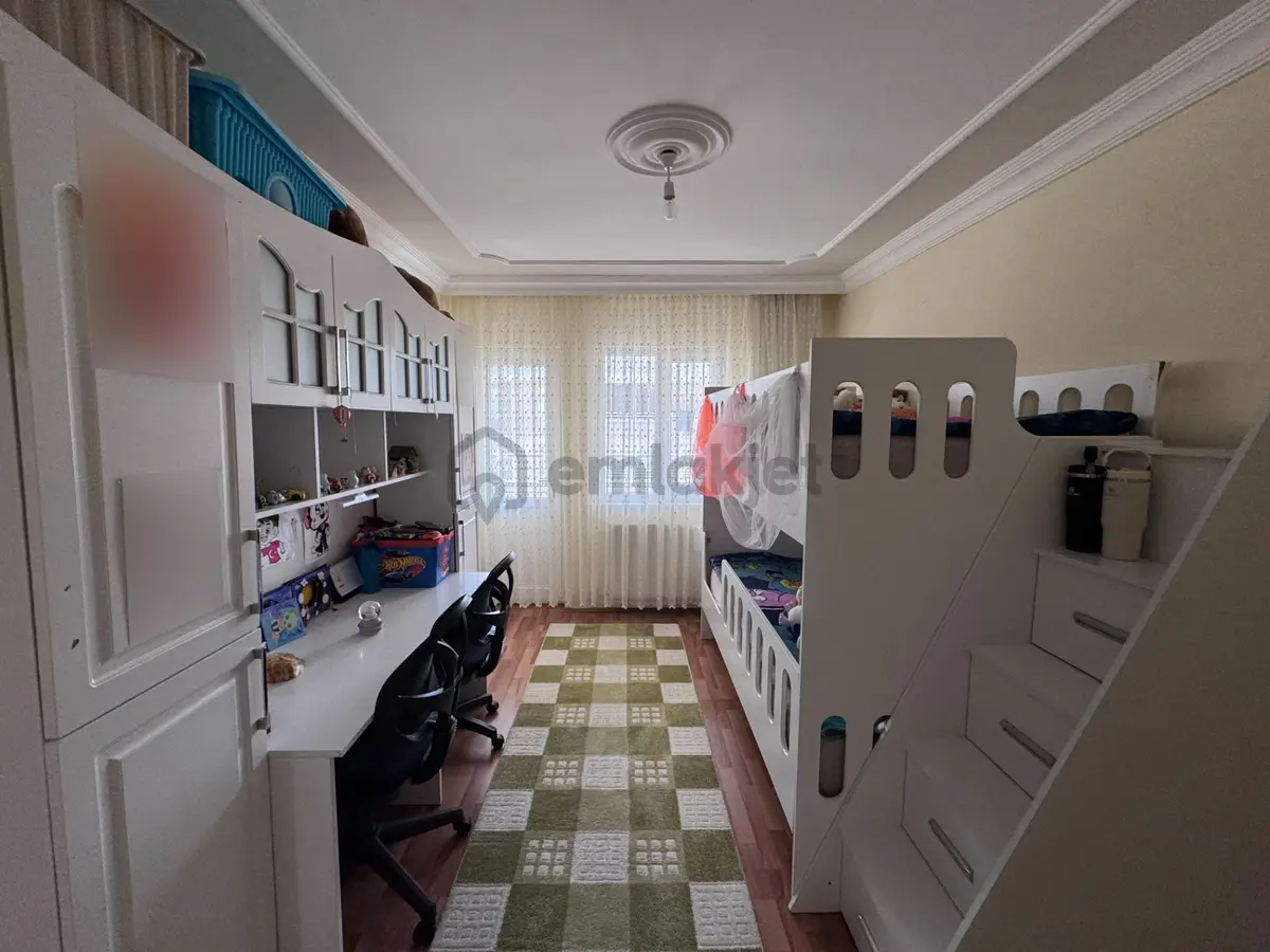 Şanlıbaba Emlaktan Cevher Dudayev Mahallesinde Satılık 3+1 Daire - 13