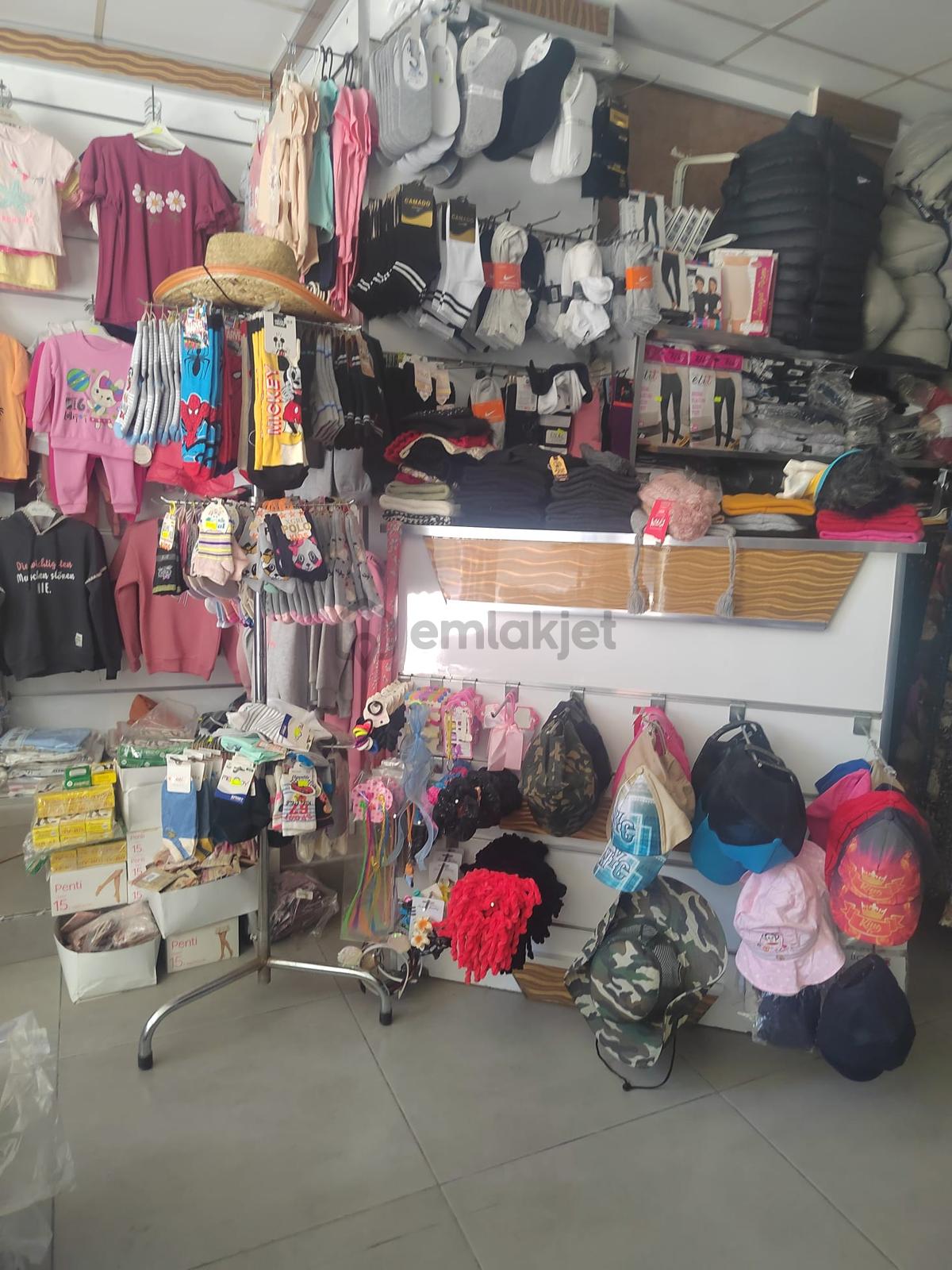 Sahibinden Cadde Üzerinde !!! Tek !!! Devren Satılık Butik & Tuhafiye - 9