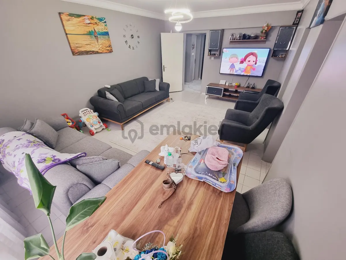 İmir Emlak'tan 3+1 130m2 Ayyıldız Cadde Üstünde 3.kat Daire - 7