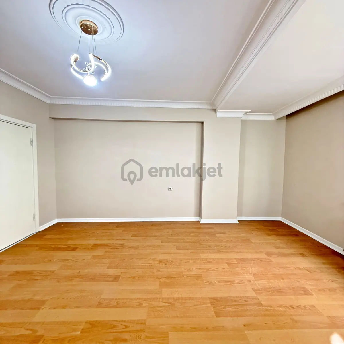 Bahçeşehir Lokasyonunda 2+1 Satılık Daire - 12