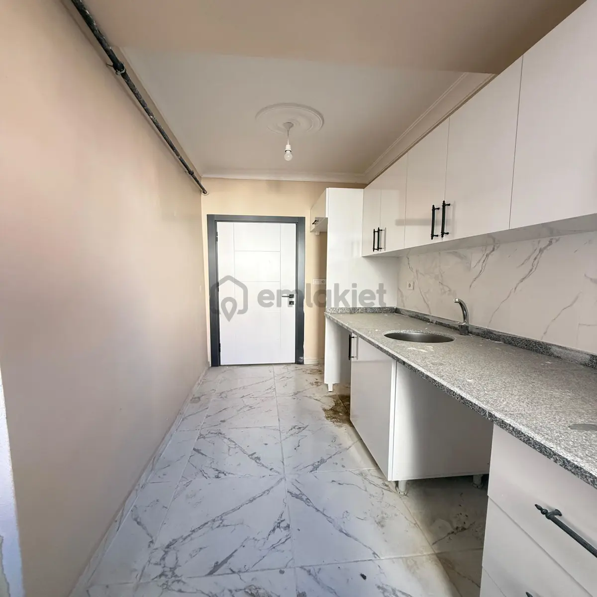 Akbatı Avm Yakını 2+1 Arakat Daire - 5