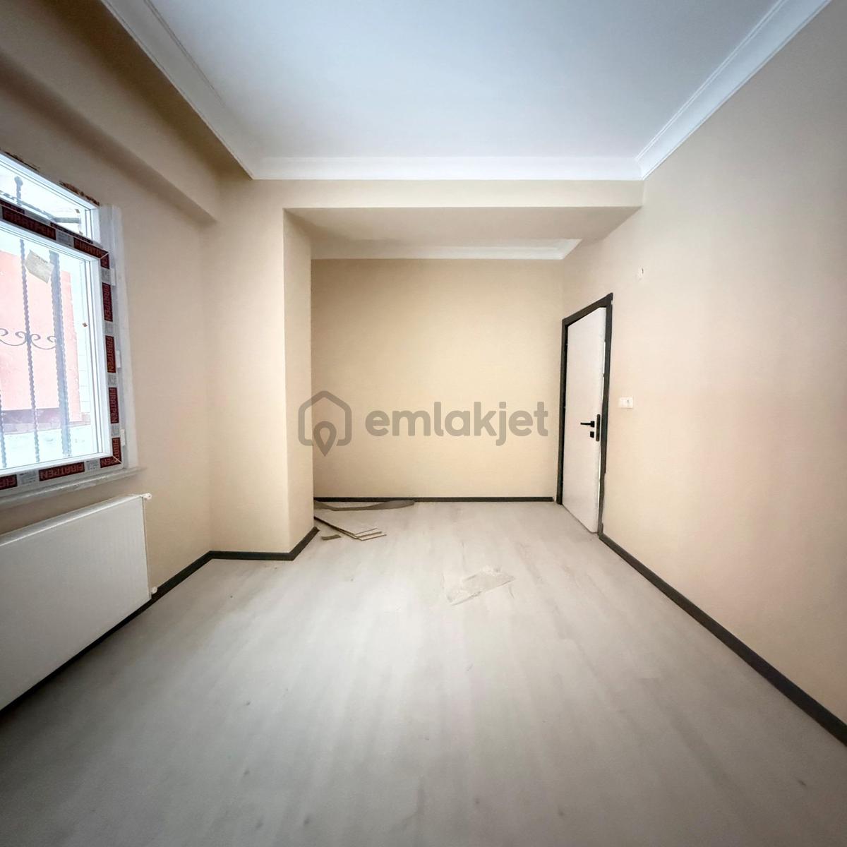 Bahçeşehire Komşu Uygun Fiyatlı 2+1 Daire - 11
